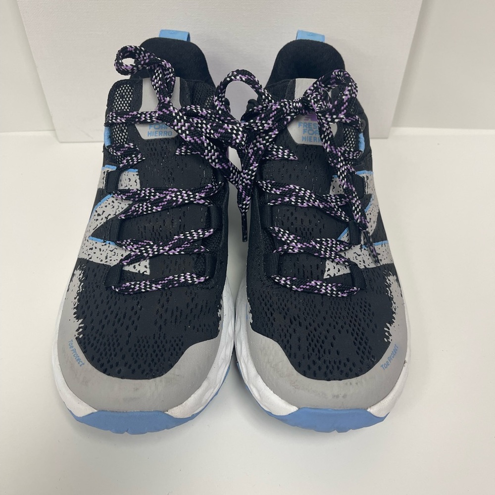 New Balance Black and Gray Sneakers with Breathable Mesh and Cushioned Midsole